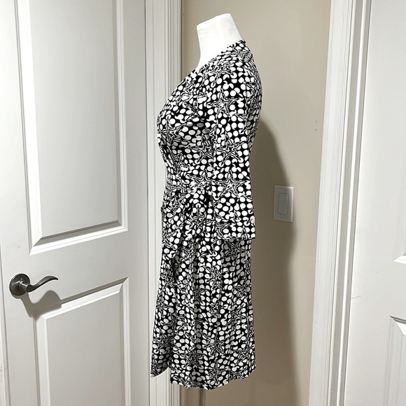 Diane Von Furstenberg New Julian Two Stars and Polka Dots Wrap Dress - Picture 4 of 9